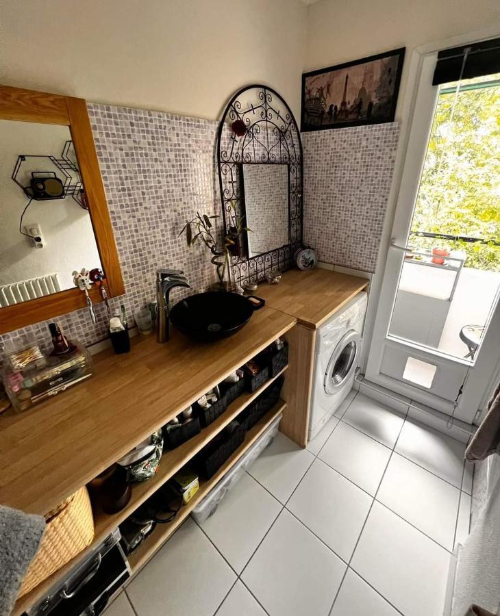 Charmant Appartement A Deux Pas Du Centre Historique แก็งแปร์ ภายนอก รูปภาพ